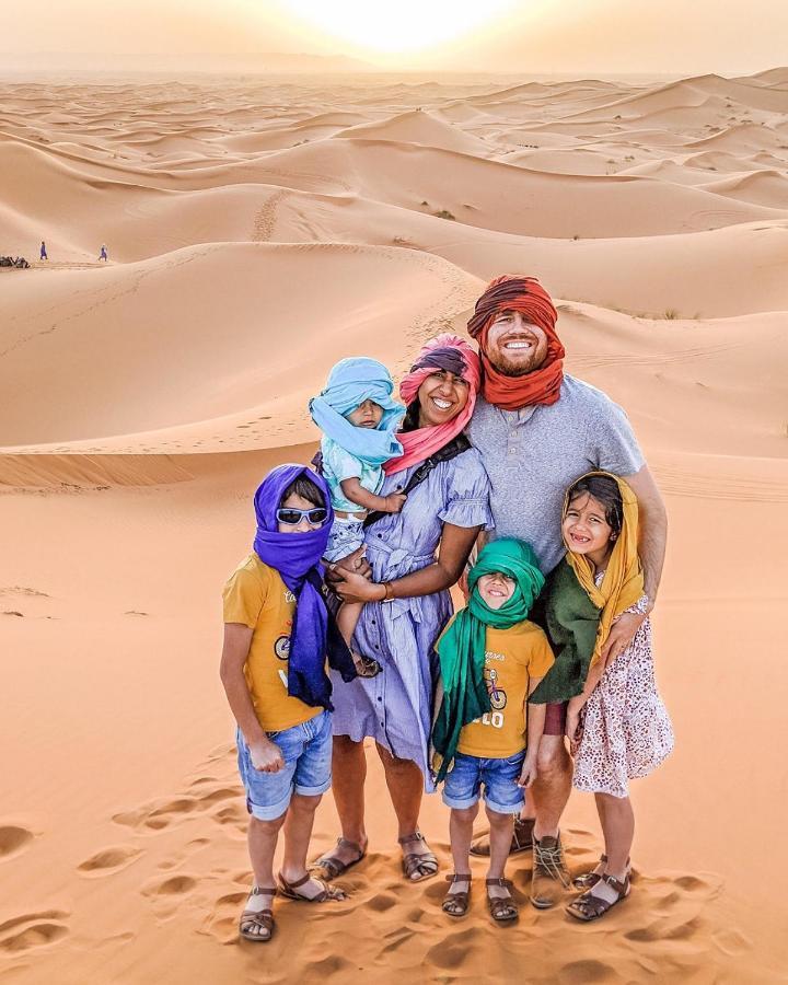 Sunset Desert Camp Hotel Merzouga Bagian luar foto