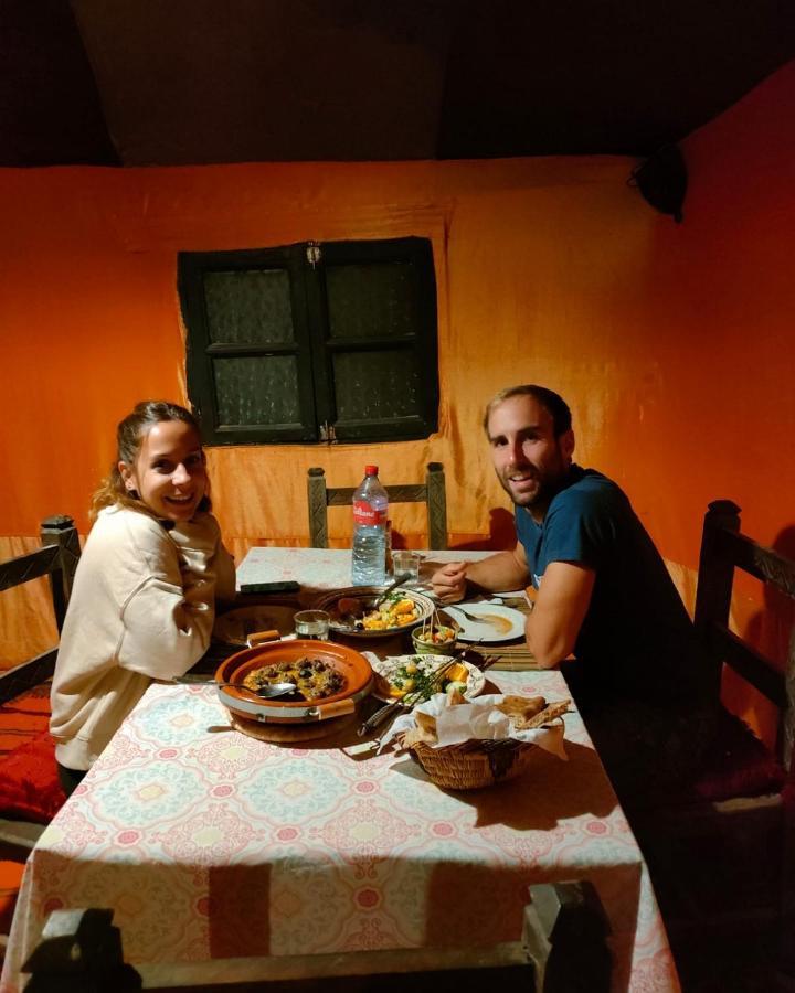 Sunset Desert Camp Hotel Merzouga Bagian luar foto