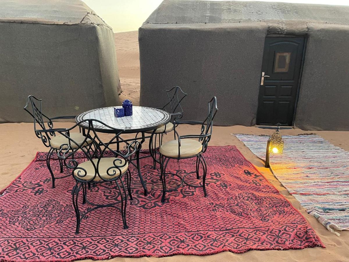 Sunset Desert Camp Hotel Merzouga Bagian luar foto