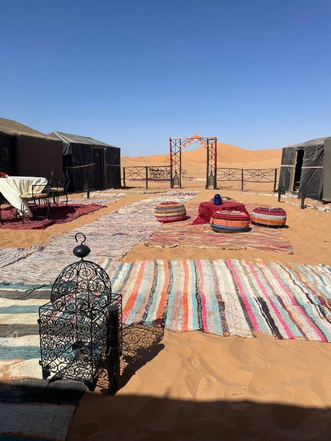 Sunset Desert Camp Hotel Merzouga Bagian luar foto