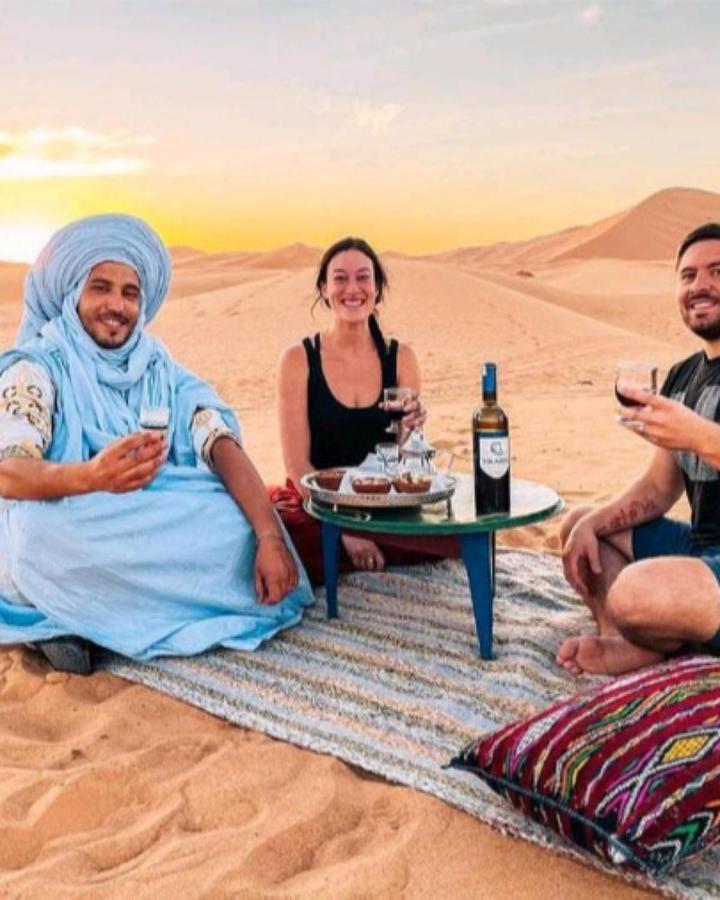 Sunset Desert Camp Hotel Merzouga Bagian luar foto